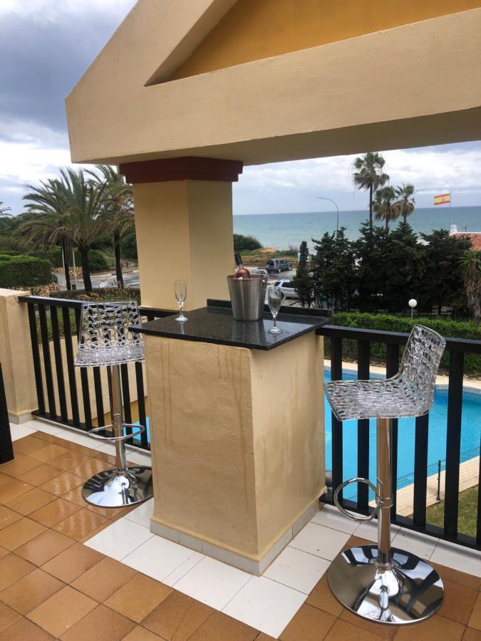 Beachfront Apartment - Sea Views - Marbella Exterior foto